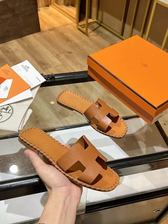 Hermes Shoe 